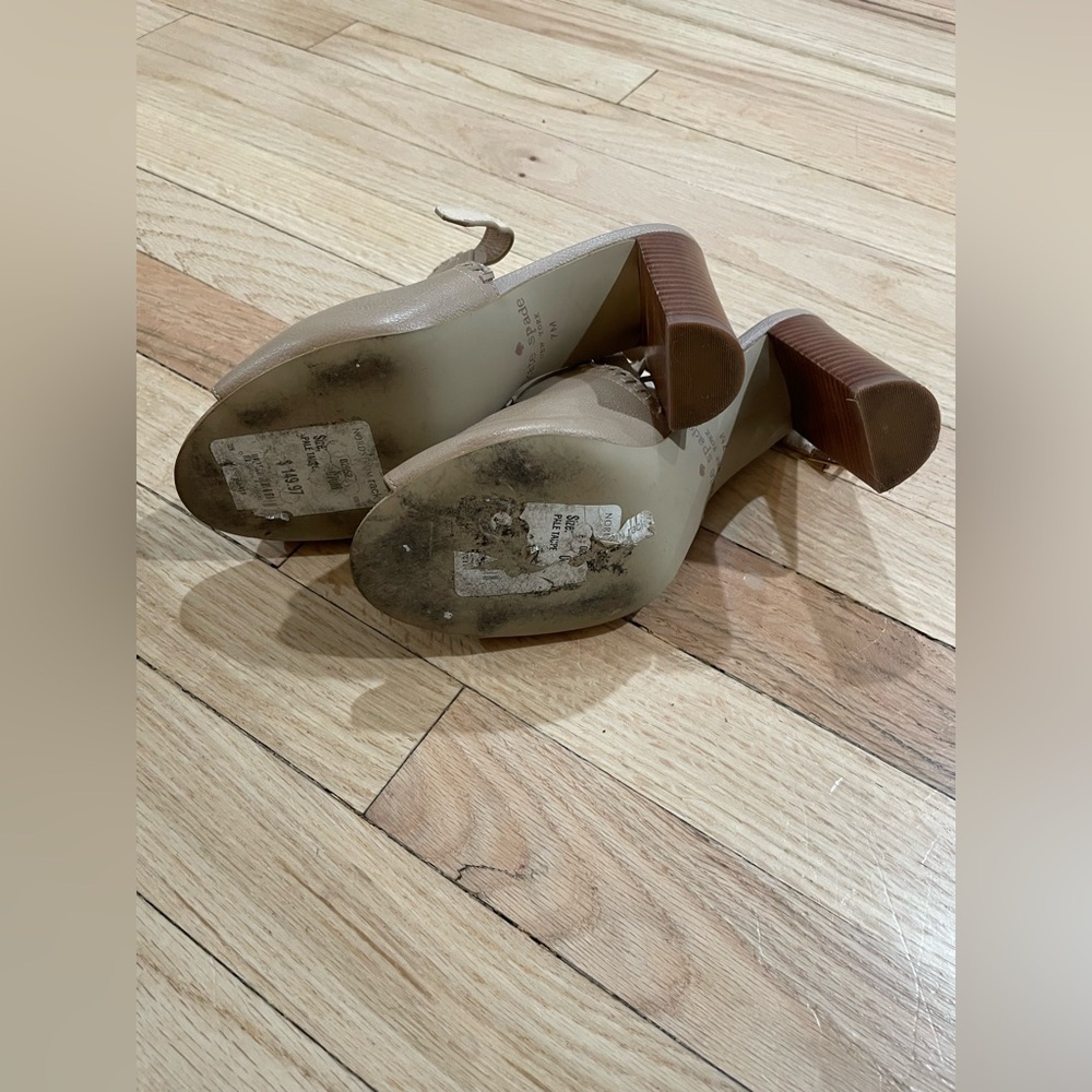 Kate Spade Tan Heels Sleek Design- Like New - Picture 5 of 5
